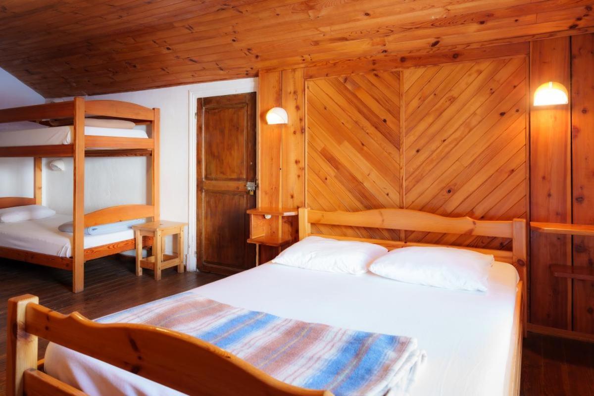 Auberge L'Estoilies Saint-Vérand Eksteriør billede